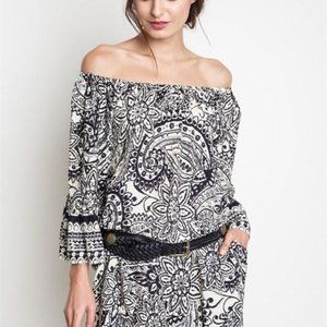 UMGEE Summer Dress / Off Shoulder Coverup Beachwear / Black + White Floral Print